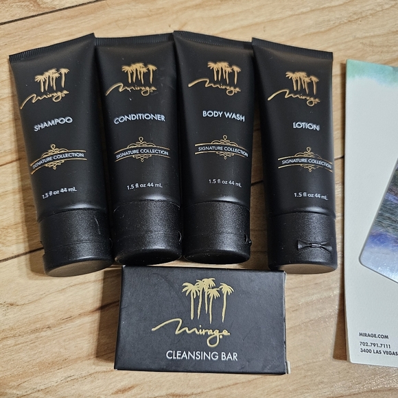 Mirage Casino Hotel Las Vegas Bath Beauty Travel Lot of 9 New - Discontinued